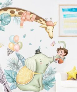 Alternative view of Stickers Chambre Bébé - Animaux de la Savane, girafe et éléphant avec petit garçon
